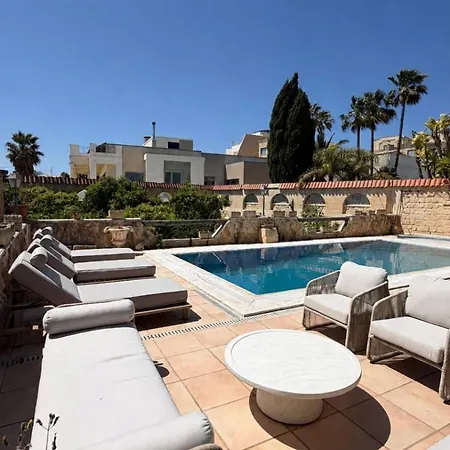 Villa King Of The Valley One Of One Is-Swieqi