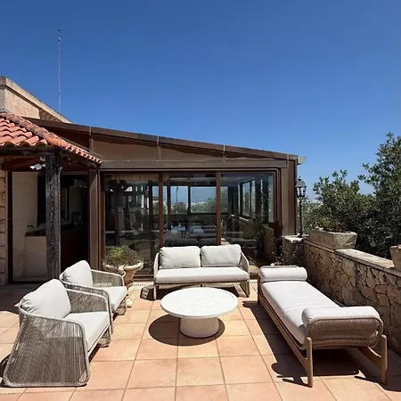 Villa King Of The Valley One Of One *